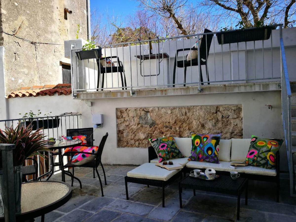 Cres Art Studio Lime Apartment Eksteriør billede